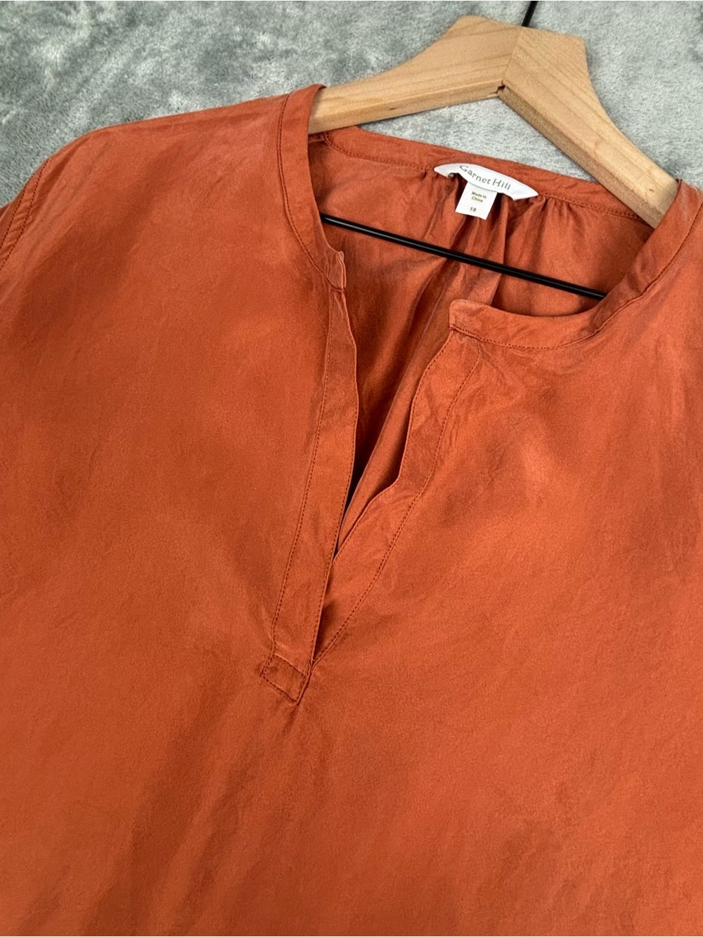 Garnet Hill Blouse Women 18 Brown Rust 100% Silk Long Sleeve V-Neck Boho Peasant
